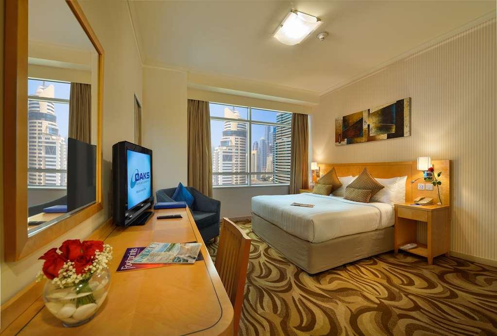 Oaks Liwa Heights Hotel Suites Dubaj Szoba fotó